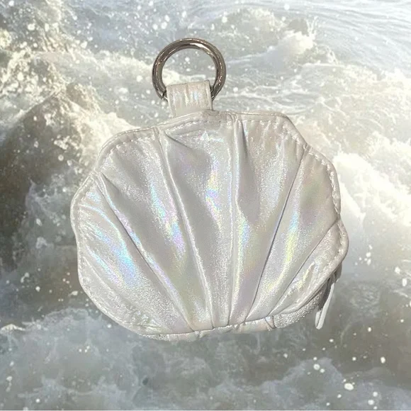 baggu iridescent pearl seashell charm! - Picture 2 of 3